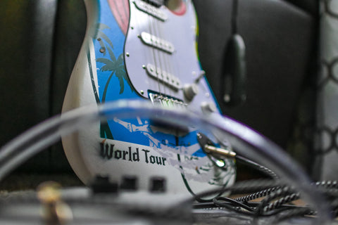 World Tour SL Electric Guitar